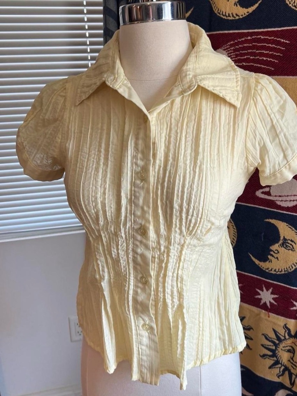 Light Yellow Pintuck Button-Front Women's Top